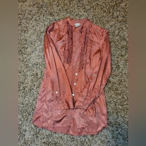 -Renaissance style blouse-Dusty rose color-frilled/ruffled chest-size Medium